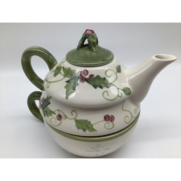 Tracy Porter Tea for One Christmas Holly Set - Picture 6 of 12